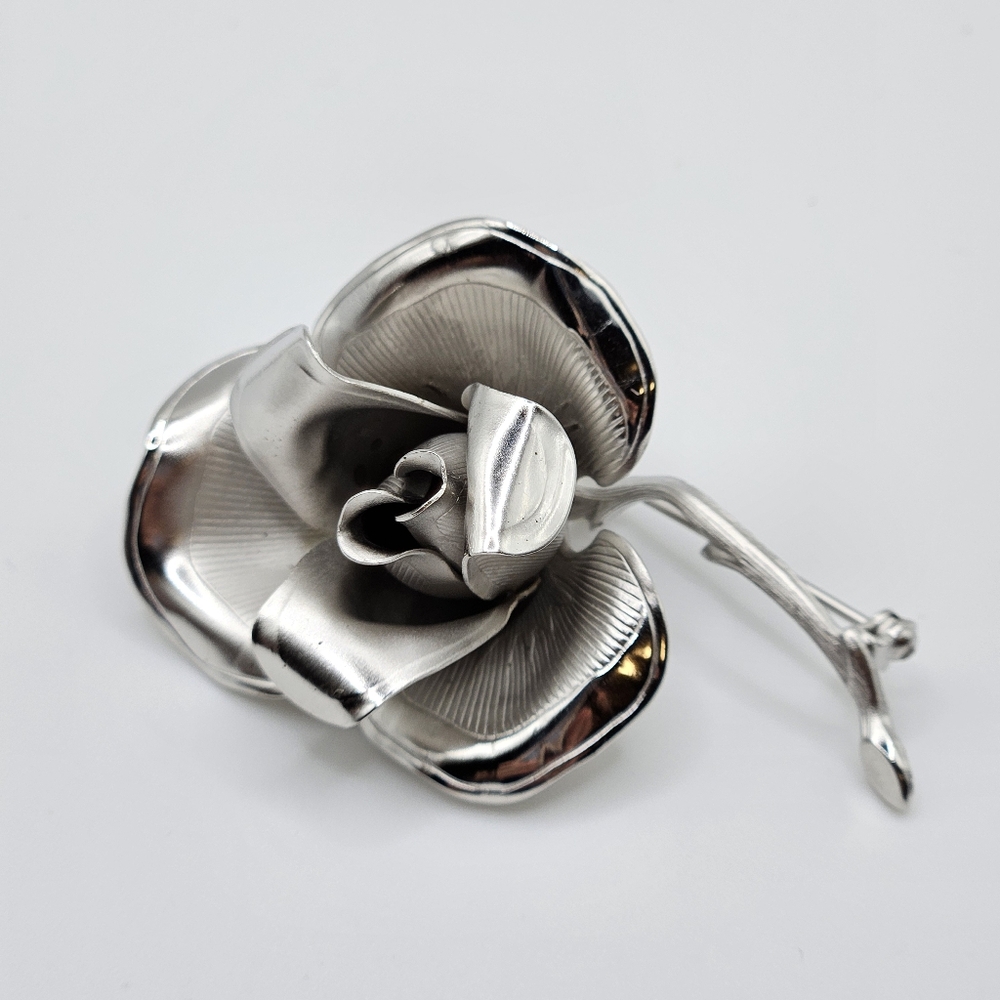 Vintage Silver Tone Etched Rose Brooch Pin